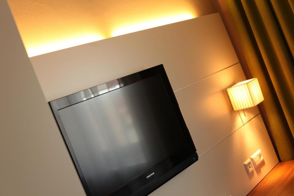 Riku Hotel Neu-Ulm Oda fotoğraf