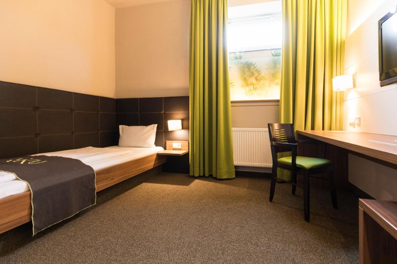 Riku Hotel Neu-Ulm Dış mekan fotoğraf